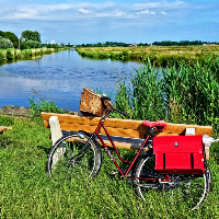 weide weiland water natuur fiets platteland