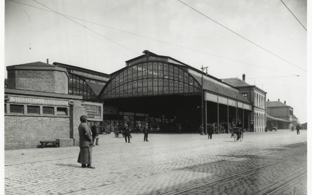 Station Staatsspoor omstreeks 1935 (collectie: Haags Gemeentearchief)